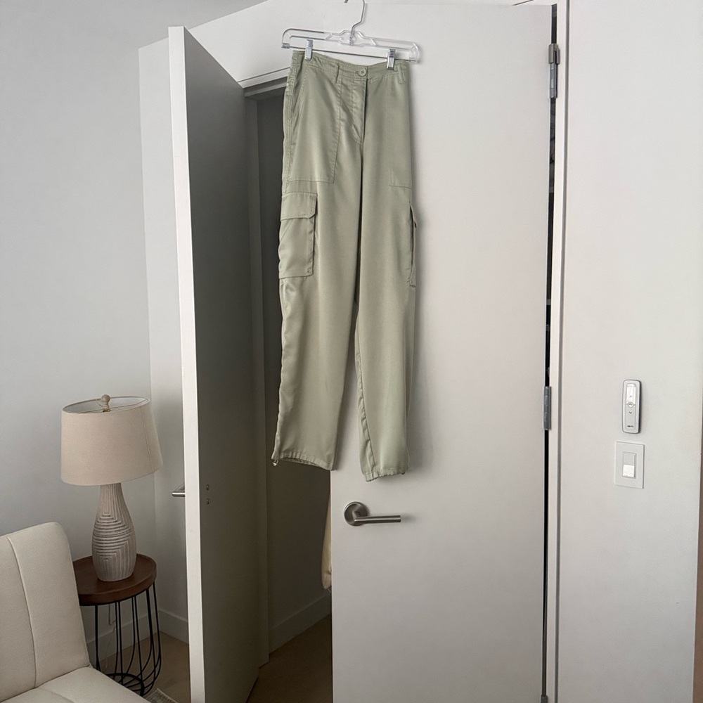Women’s Sage Green Cargo Pants
